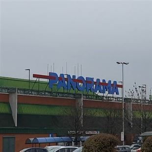 Guglielmo Sassi su Pam Panorama: "assumeranno profughi a basso costo" e scoppia la polemica
