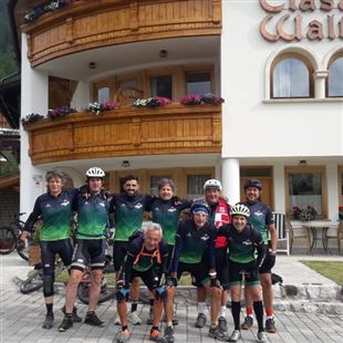 Sport e amicizia col "Puma": tante salite in bicicletta