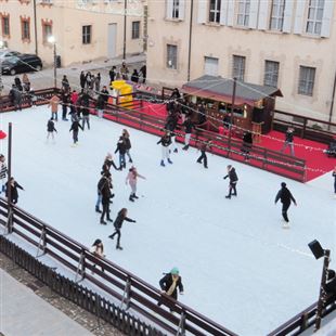 Da domani torna "Sassuolo on Ice", la pista sul ghiaccio in piazzale Della Rosa