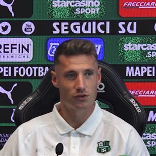 Berardi-Pinamonti-Laurienté: il trio neroverde conquista l’Olimpico, 4-3 alla Roma