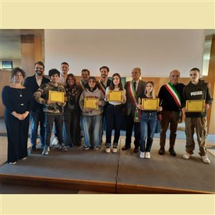 Premio Don Dorino Conte: premiati sei alunni degli indirizzi professionali dell’istituto Volta