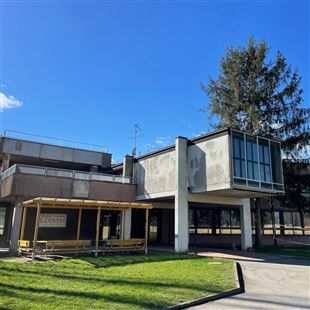 Poche iscrizioni alla scuola elementare Capuana: a rischio la classe prima per il prossimo anno