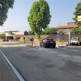 Riaperta la rotonda e la viabilità in via Pia